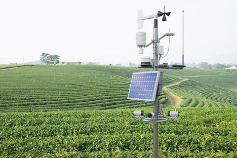Solar Tracking Systems: Complete Guide to Technology, Working Principles, and Energy Efficiency Insights